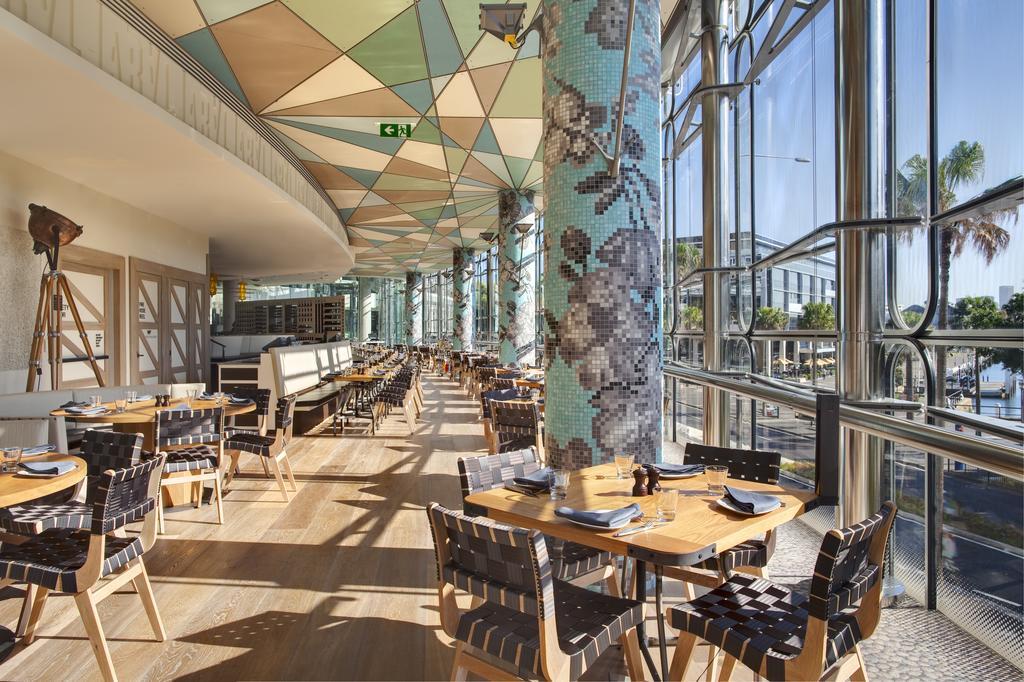 The Darling At The Star Hotel Sidney Exterior foto The interior of the Melbourne Cricket Club's Yarra Lounge